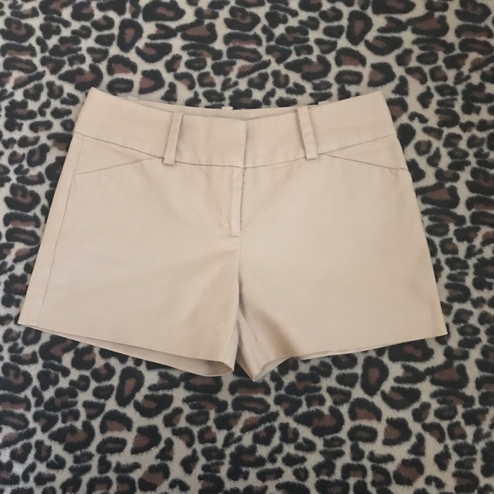 khaki shorts
